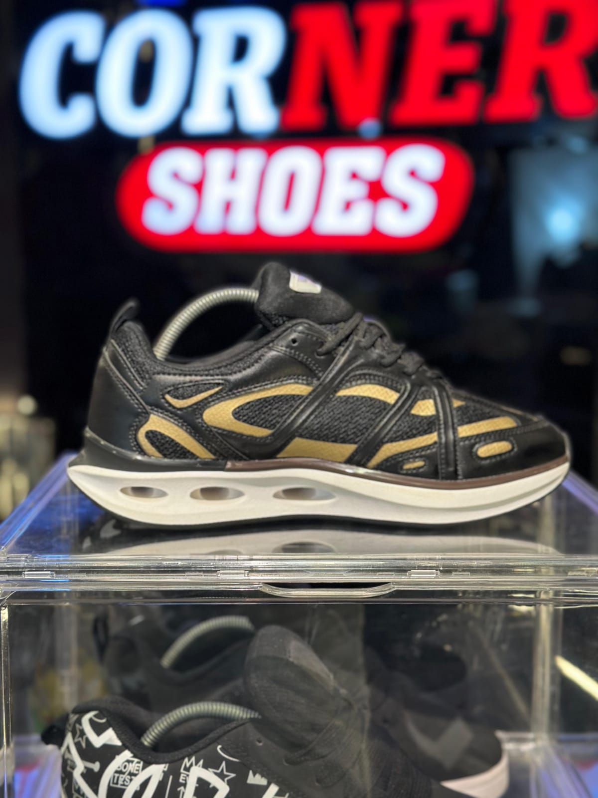 Gold Valentino